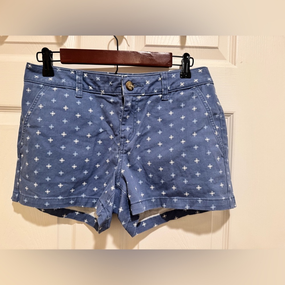 a.n.a Blue and White Patterned Women Shorts